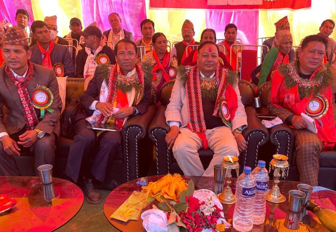 शिक्षकमहासंघको सहमति कानुनअनुसार कार्यान्वयन हुन्छ : शिक्षामन्त्री पौडेल