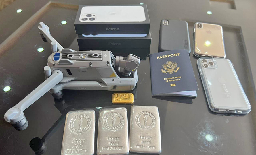 ड्रोनमा लुकाएर ल्याएको सुनसहित भुटानी शरणार्थी पक्राउ