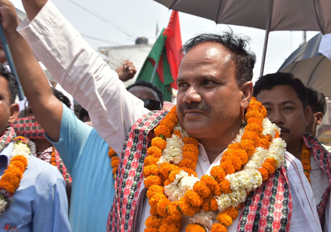 जनताको रोजाईमा परेपछि हौसिदै कमरुद्दिन