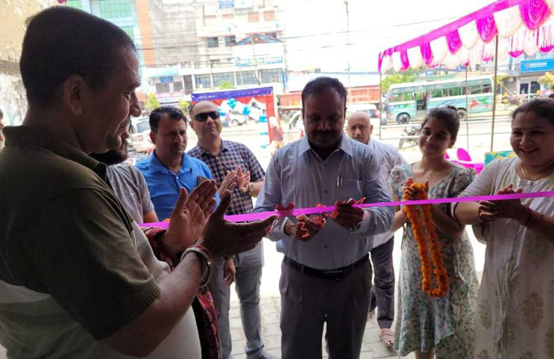 कार्यबाहक नगरप्रमुख राईद्धारा ‘हैदरावाद दम’ बिरयानी पसलको उद्घाटन