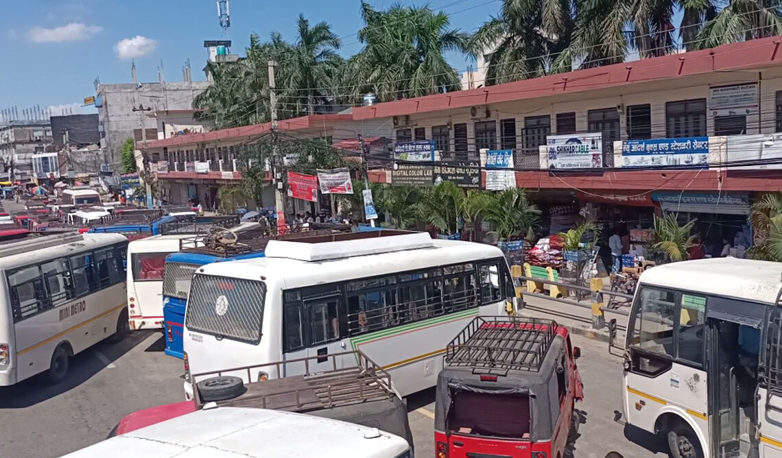 लोकल बस, म्याजिक आन्दोलनमा उत्रिए