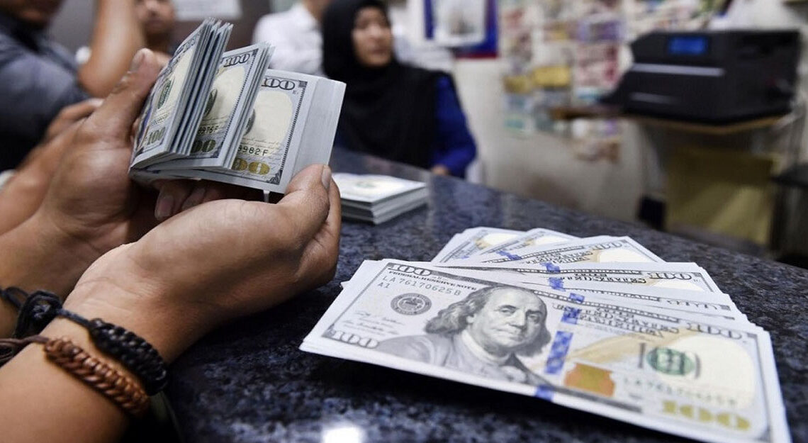 डलरको भाउमा नयाँ रेकर्ड