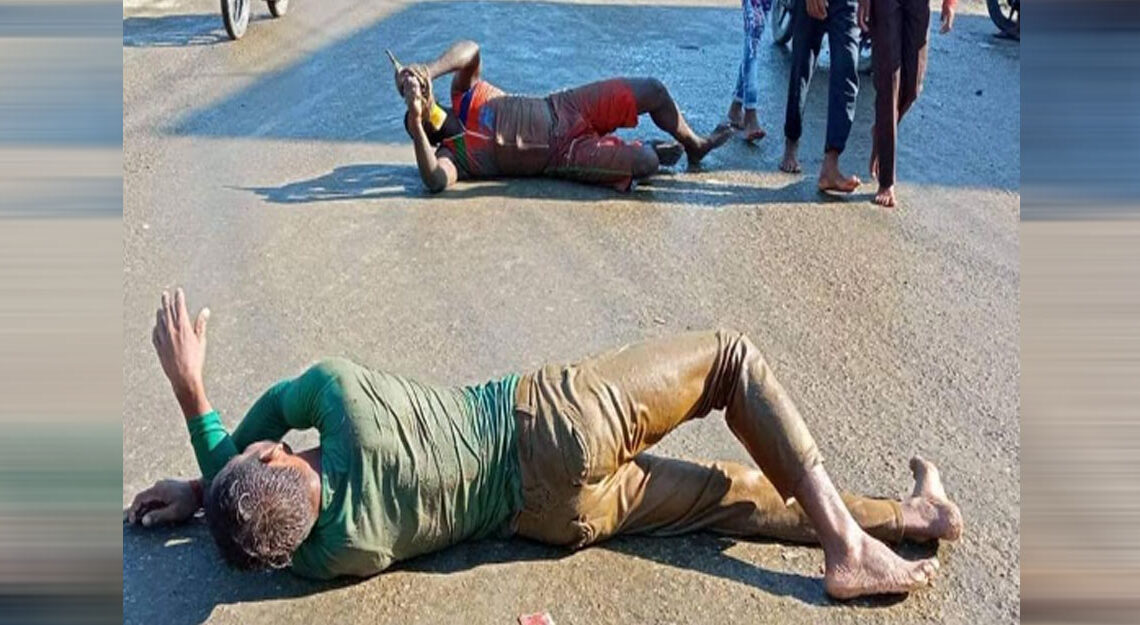 जहाँ ४ किलोमिटर घस्रँदै जलार्पण गर्न जान्छन् भक्तजन