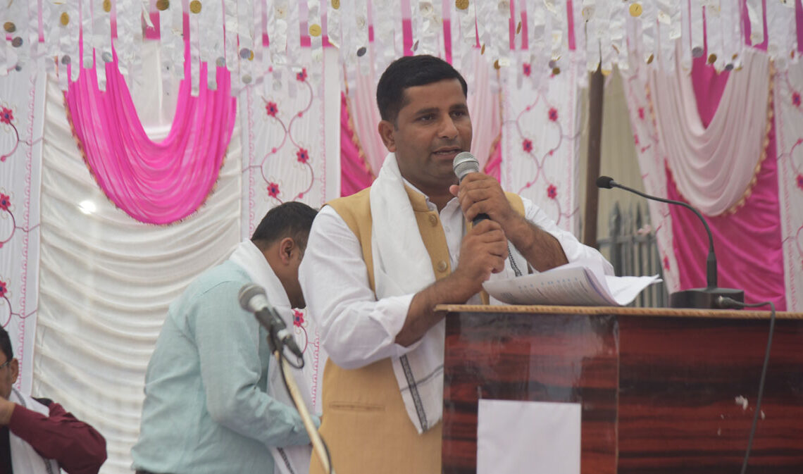 त्रिभुवन चौकको ककस कार्यक्रममा राईको दमदार प्रस्तुति, धवल र सुुदिप अनुपस्थित