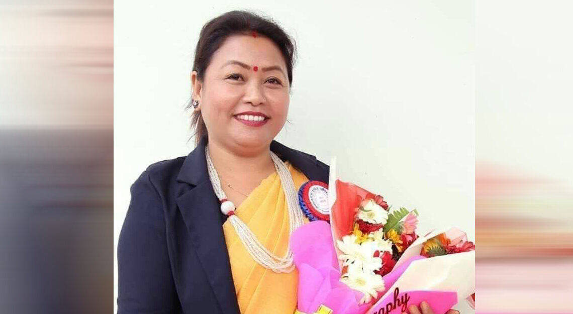 चुनावको मुखमै धवललाई झटका, बिन्दुले राप्रपा त्यागिन