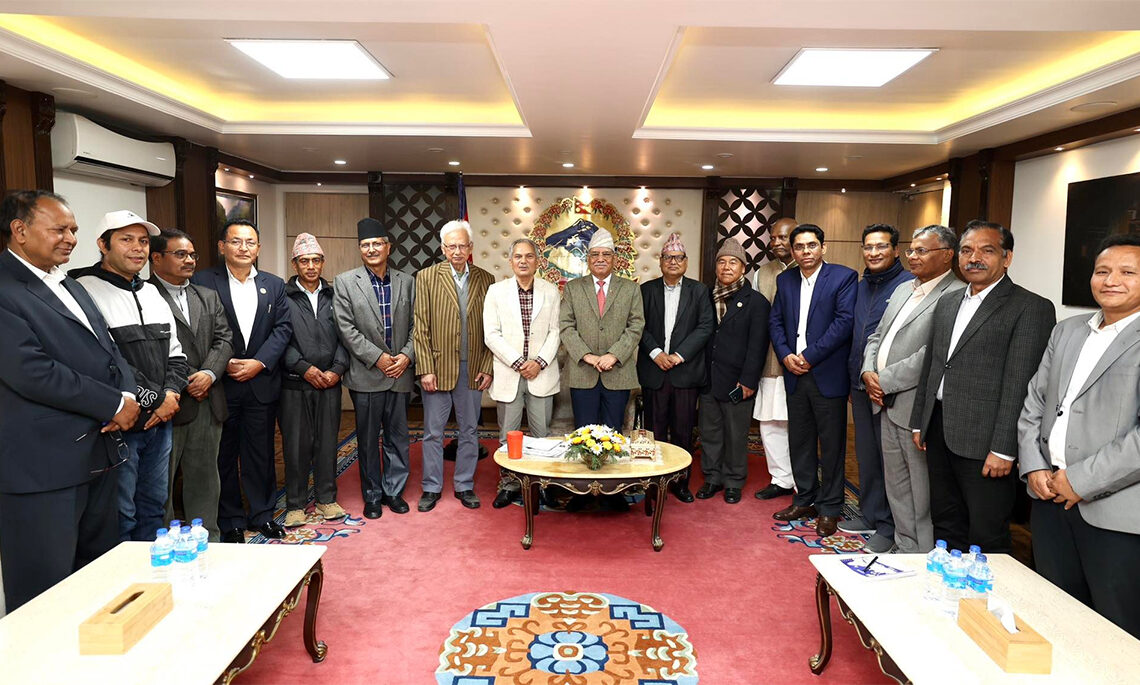 शान्ति सम्झौताविपरीतका गतिविधिको प्रतिवाद गर्ने माओवादी धारका ८ पार्टीको निर्णय