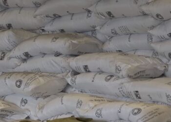 कोटा निर्धारण नहुँदा रासायनिक मल गोदाममा थन्कियो