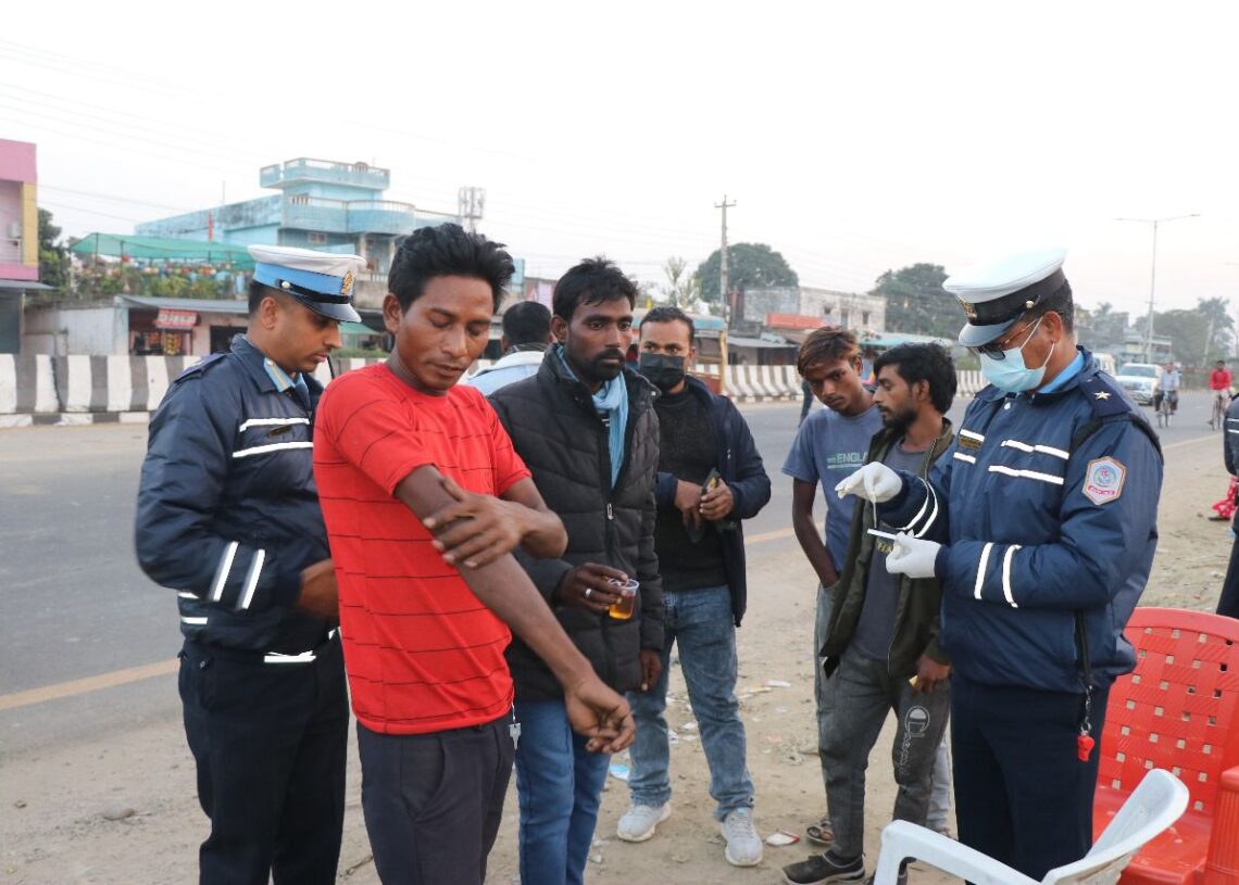 लागुपदार्थ सेवन गरी सवारी चलाउनेविरुद्ध कडाइ