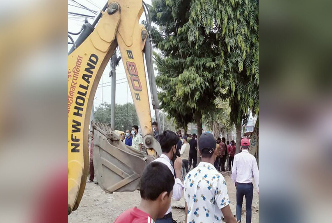 तुलसीपुर बजार क्षेत्रमा उपमहानगरले डोजर चलायो