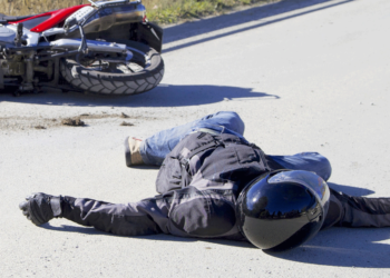 दाङमा बस र मोटरसाइकल ठोक्किँदा दुई जनाको मृत्यु