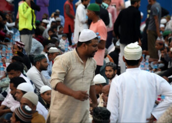 नेपालगन्जमा खिदमत ग्रुपद्धारा रमजानको १९ औँ दिन रोजा इफ्तार (भिडियो सहित)