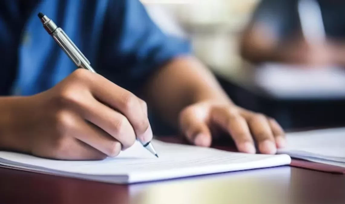 कक्षा १२ को परीक्षाः बाँकेबाट कैदीवन्दी पनि सहभागी