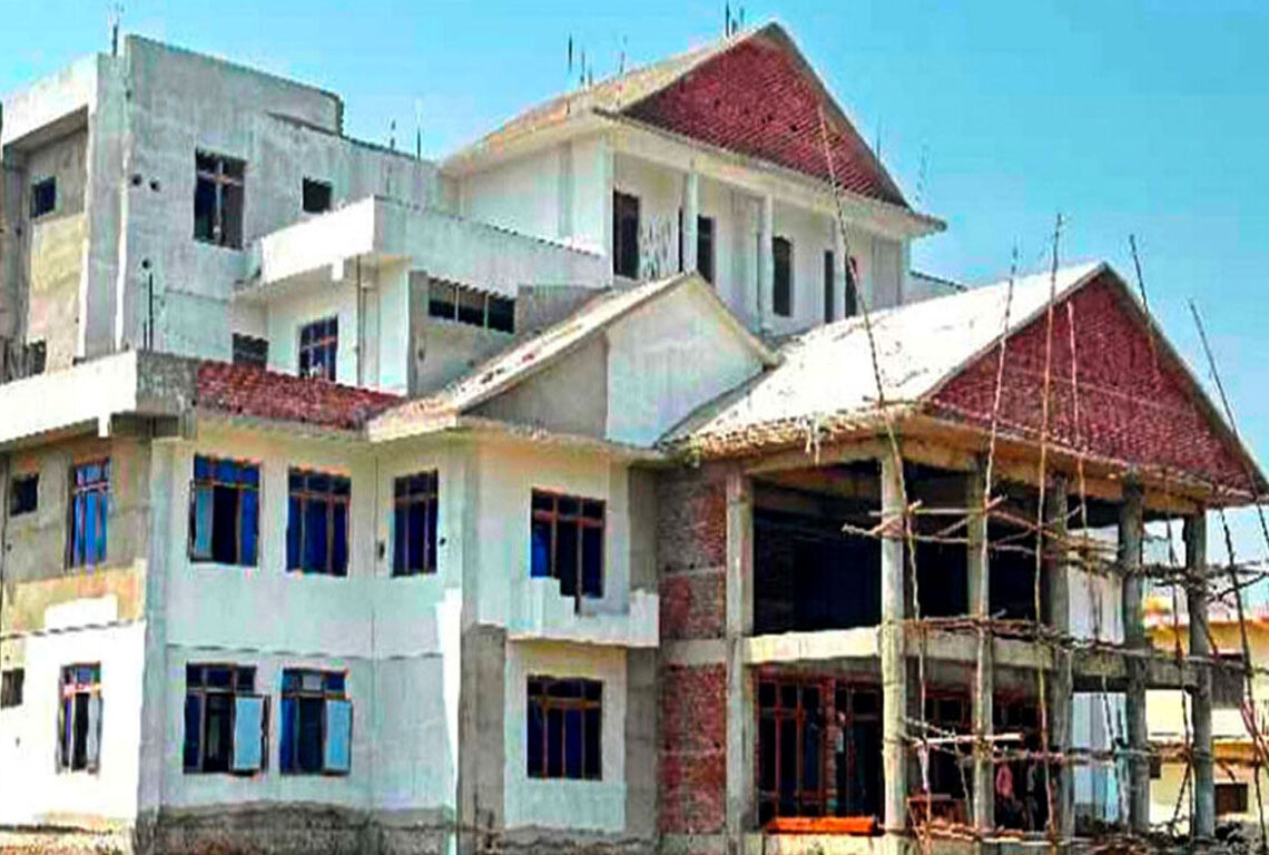 नरैनापुर गाउँपालिकाको भवन निर्माण अलपत्र