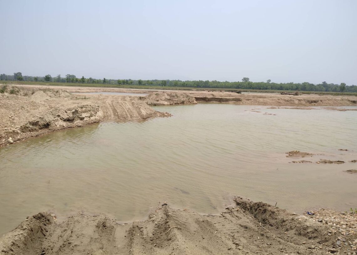 राप्ती सोनारी गाउँपालिकाद्धारा नदीजन्य ठेक्काको अनुगमन