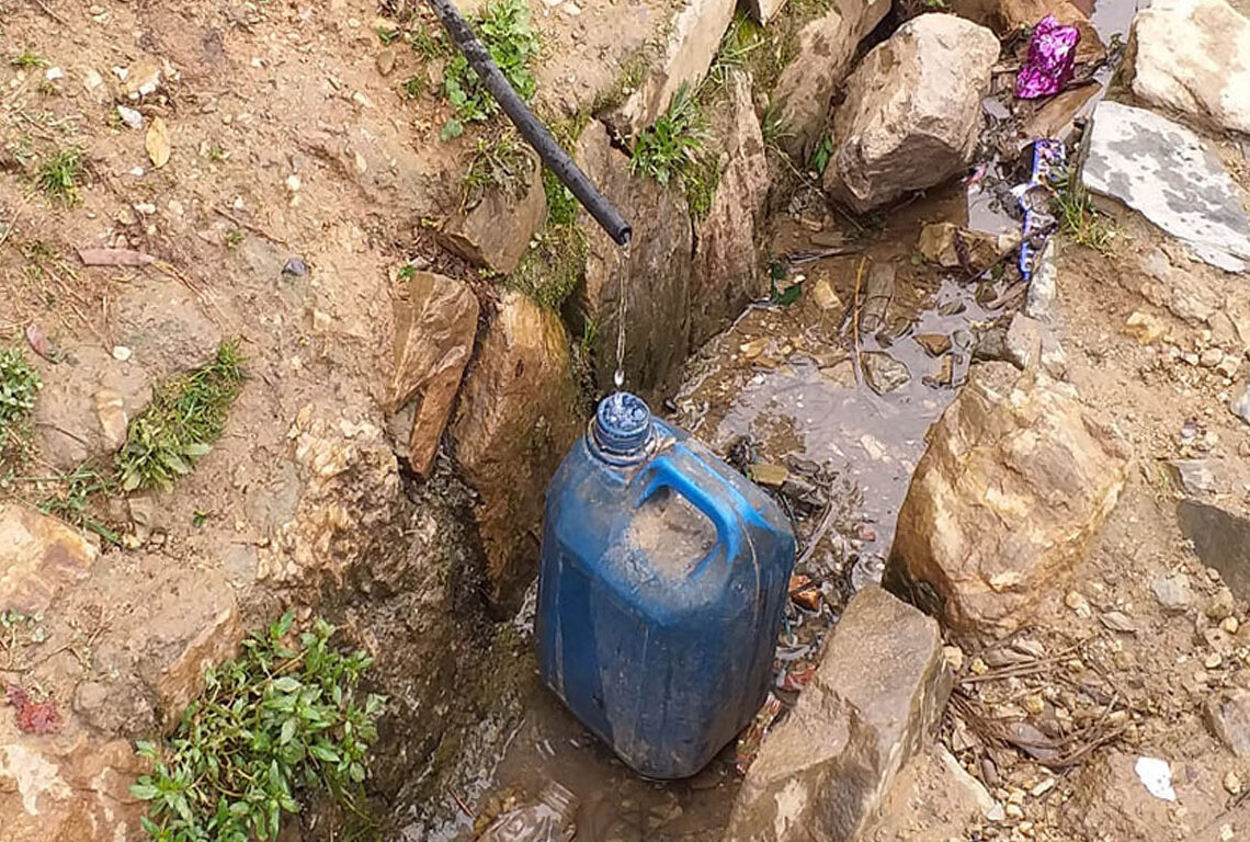 पानीका लागि अर्को जिल्ला जानुपर्ने बाध्यता