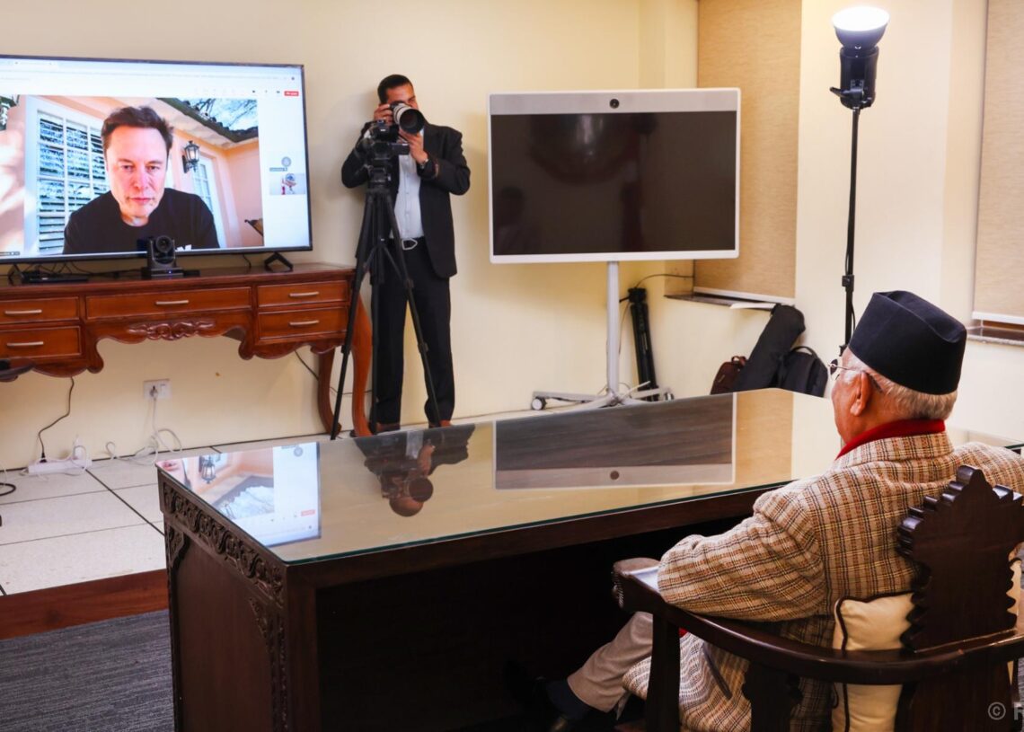 अमेरिकी खर्बपति एलन मस्कलाई नेपाल आउन प्रधानमन्त्री ओलीको निम्तो