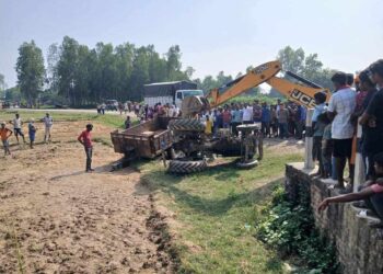 ट्रयाक्टर दुर्घटना हुँदा एक जनाकाे मृत्यु