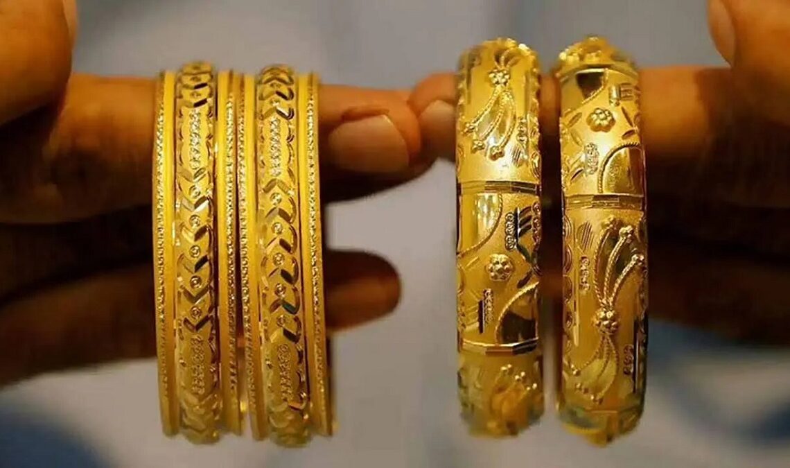 स्वरोजगारका लागि गरगहना बनाउन सिक्दै कोहलपुरका युवा