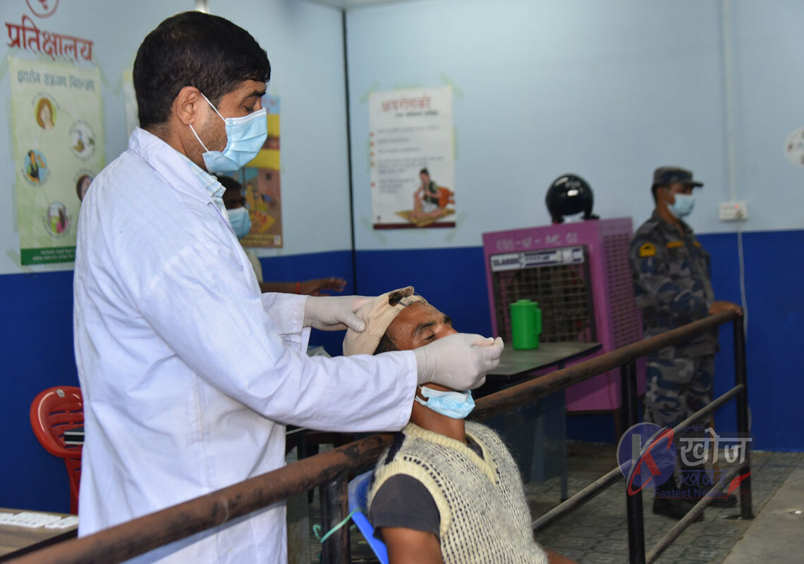 जमुनाह नाकामा नौँ जनाको कोरोना जाँच गर्दा एकमा संक्रमण पुष्टि