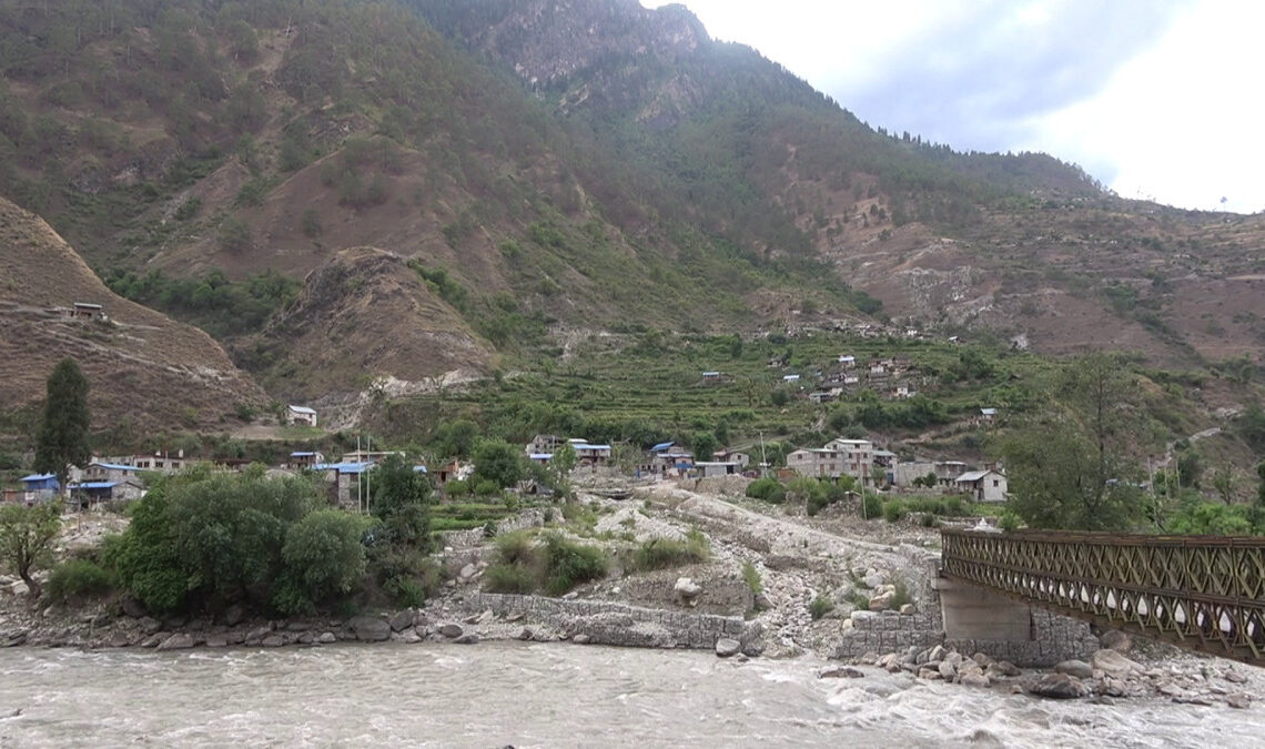 बच्चाहरुले घर छोडेर जाउँ भन्छन्, जाने ठाउँ छैन