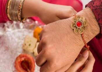 तराई क्षेत्रमा राखी बाँधिदै