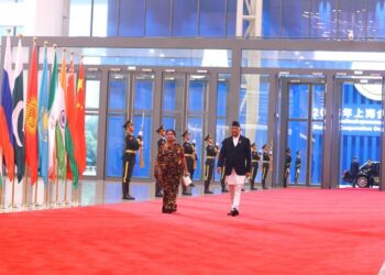 सांंघाई शिखर सम्मेलन प्रधानमन्त्री ओलीको सम्बोधन आज,  पुटिनसँग भेटवार्ता गर्दै