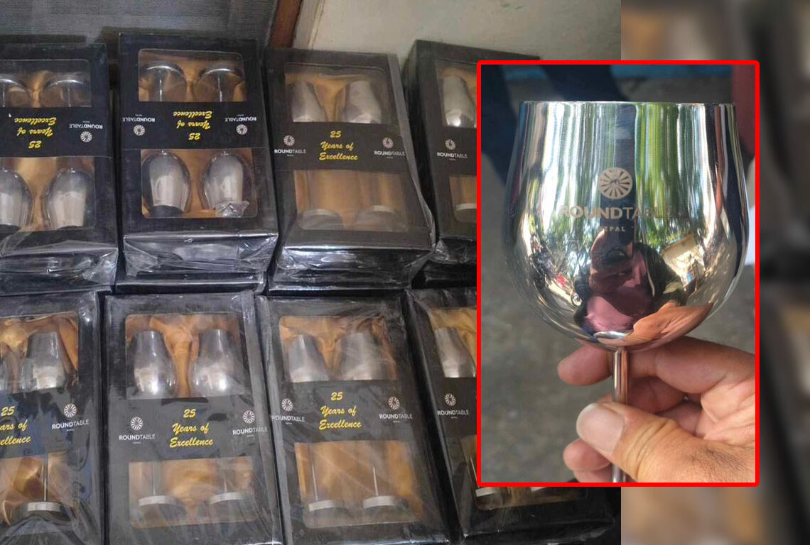 भन्सार छली गरी ल्याइएको अबैध गिलास बरामद