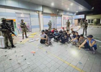 सुरक्षाको जिम्मा लिएको सेना विहानैदेखि सडकमा, अराजक गतिविधि गर्ने पक्राउ पर्दै