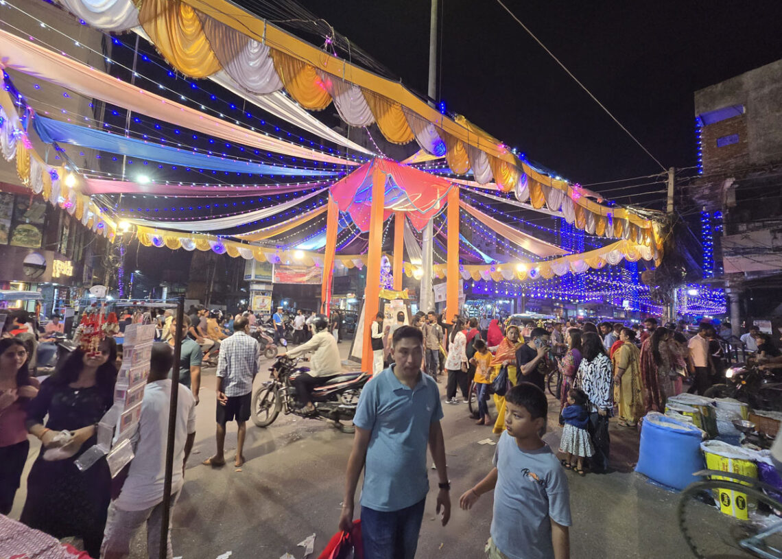 आजदेखि तिहार सुरु, नेपालगन्जमा बढ्यो चहलपहल