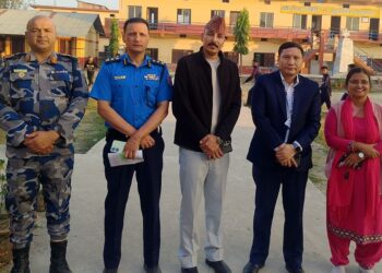 बाँकेका सुरक्षा अधिकारीद्वारा मतदान केन्द्रको अनुगमन