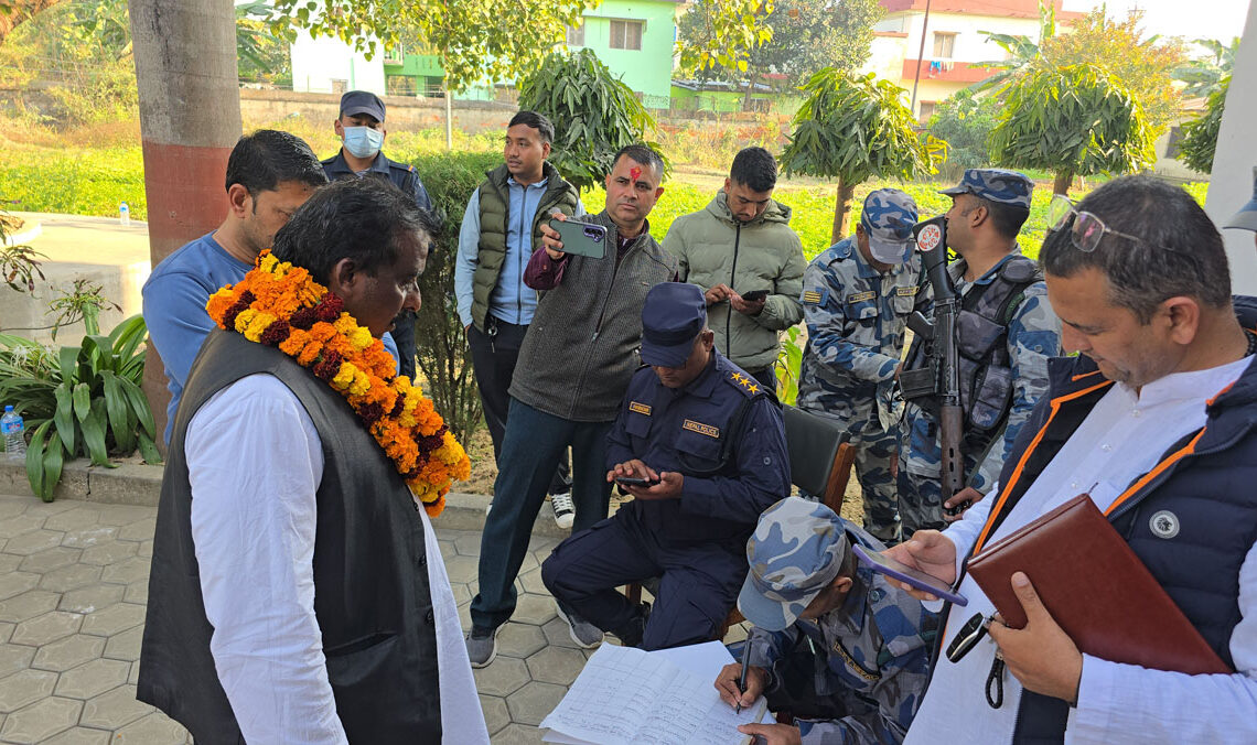 बाँकेमा मनोनयन शान्तिपूर्ण, क्षेत्र नं. २ मा २२ जनाको उम्मेदवारी, दुई उम्मेदवारले आफ्नै क्षेत्रमा भोट हाल्न नपाउने