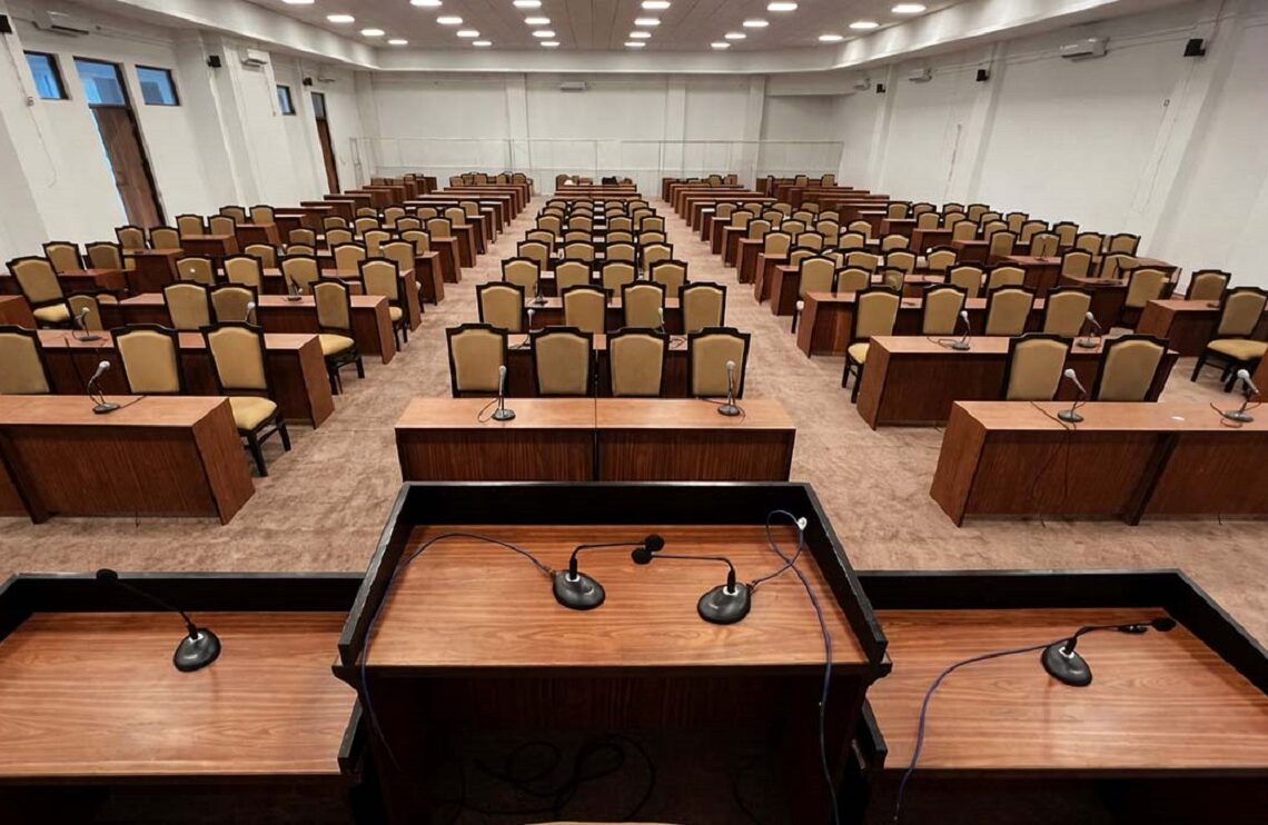 आजदेखि संसद् अधिवेशन