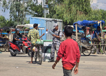 सीमापार व्यापारमा गिरावट, नेपाली बजारमा बढ्दो चहलपहल
