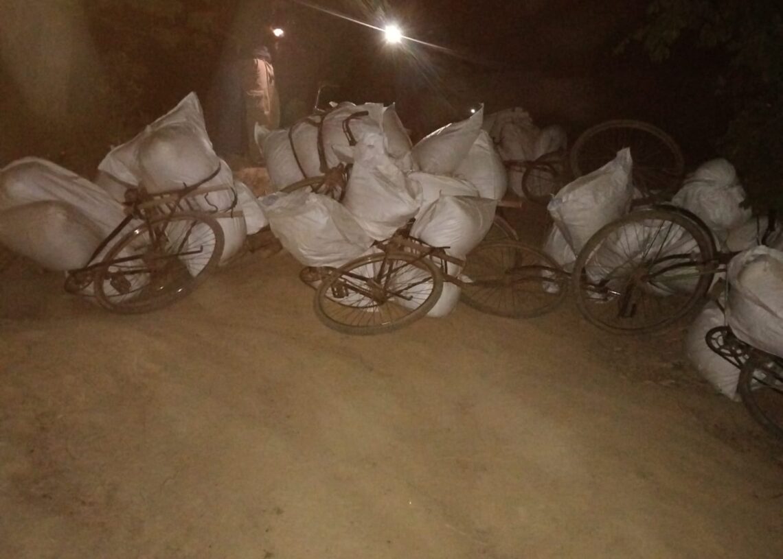 बर्दिया सीमाबाट १६ लाखभन्दा बढी मूल्यको तरबुजाको बीउ बरामद, तस्कर फरार
