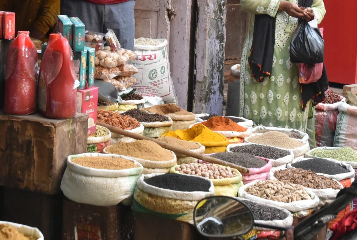 महँगी नियन्त्रणमा सरकार कहिले गम्भीर बन्छ ?