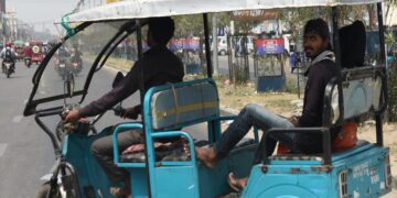 कोहलपुरमा अटो र ई–रिक्सा अनिवार्य सूचीकरण, नत्र सञ्चालनमा रोक