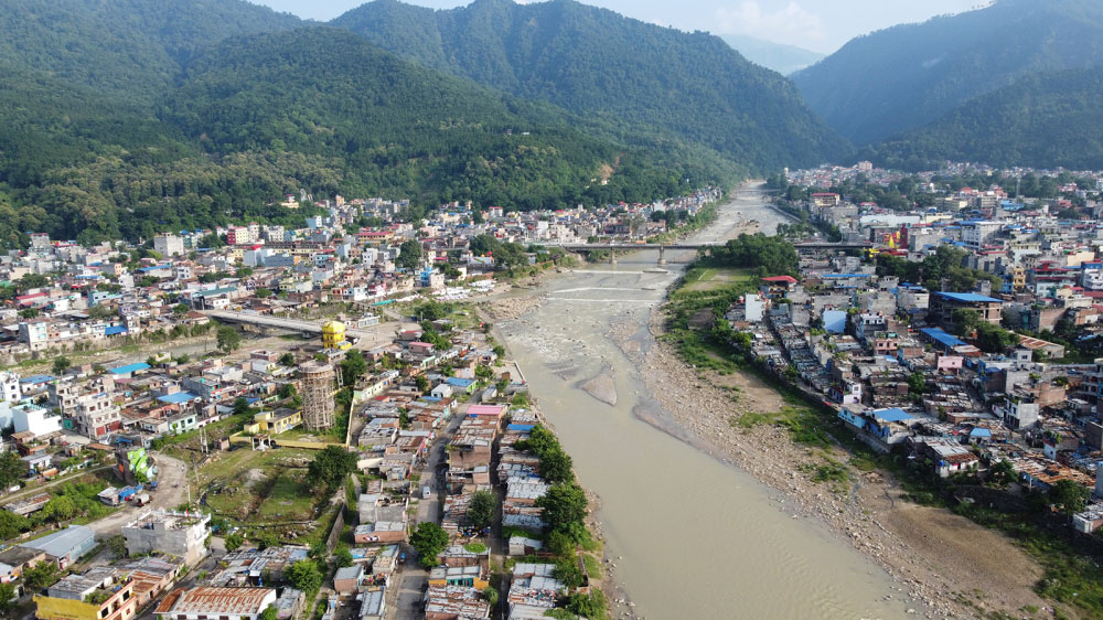 तिनाउ किनारका जोखिमयुक्त बस्ती पहिचान गर्दै बुटवल उपमहानगर