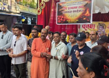 बाढीको शोकमा नेपालगन्जको जन्माष्टमी : दीप प्रज्वलनसँगै पीडितलाई ५१ हजार सहयोग