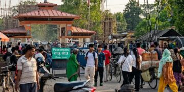 जमुनाहा नाकाबाट जोखिमपूर्ण यात्रामा रहेका ४६४ नेपालीको उद्धार