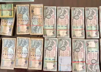 स्रोत नखुलेको १४ लाख नगदसहित महासेठ पक्राउ