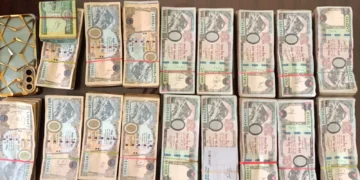 स्रोत नखुलेको १४ लाख नगदसहित महासेठ पक्राउ