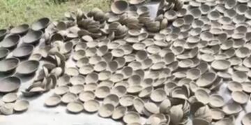 दसैँ–तिहार नजिकिएसँगै दियो बनाउन कुम्हारलाई भ्याइनभ्याइ