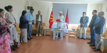इस्तियाक राईसहित एमालेका तीन केन्द्रीय सदस्यले लिए शपथ